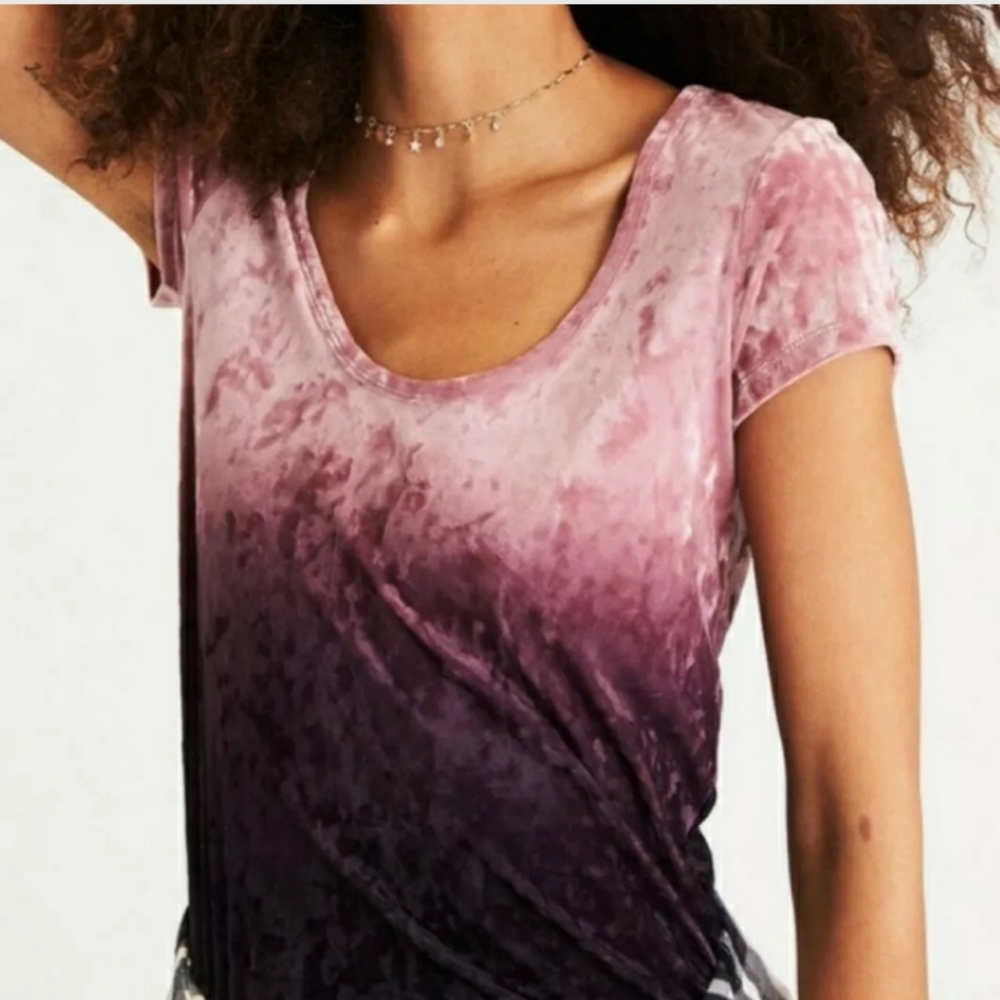 🔮 American Eagle Outfitters Velvet Ombre Top